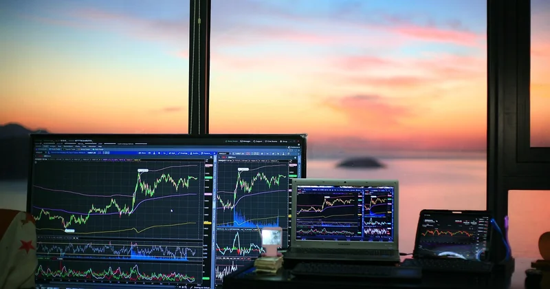 Daytrading lernen: Buch, App oder YouTube?